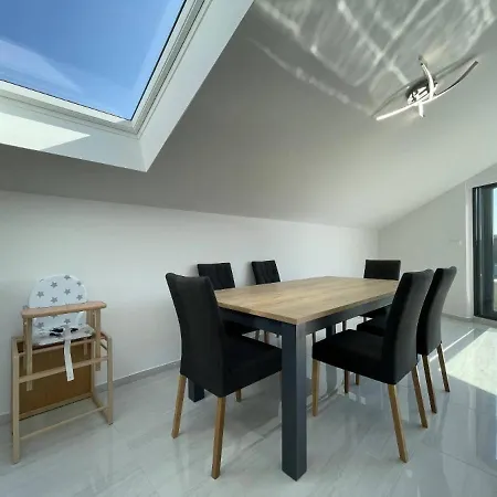 Moonlight 아파트 메덜린